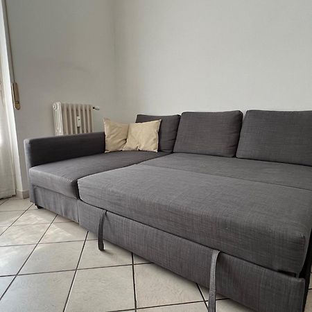 [DUOMO A 20 MINUTI] Netflix, Wi-Fi da Jul's Home Rozzano Exterior foto