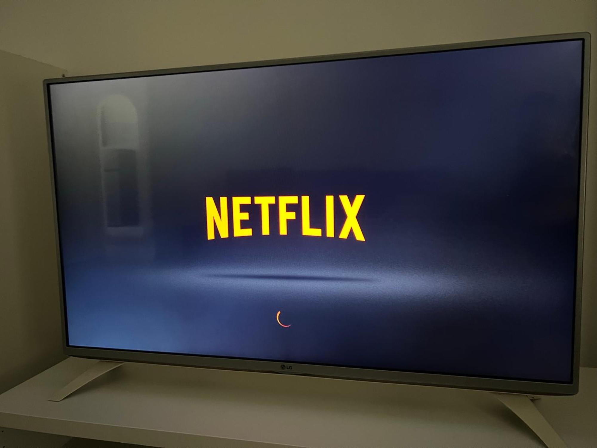 [DUOMO A 20 MINUTI] Netflix, Wi-Fi da Jul's Home Rozzano Exterior foto