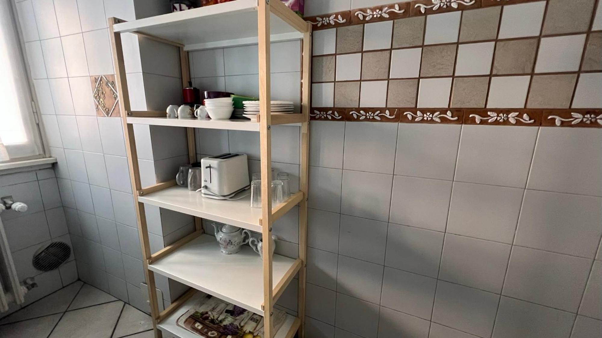 [DUOMO A 20 MINUTI] Netflix, Wi-Fi da Jul's Home Rozzano Exterior foto