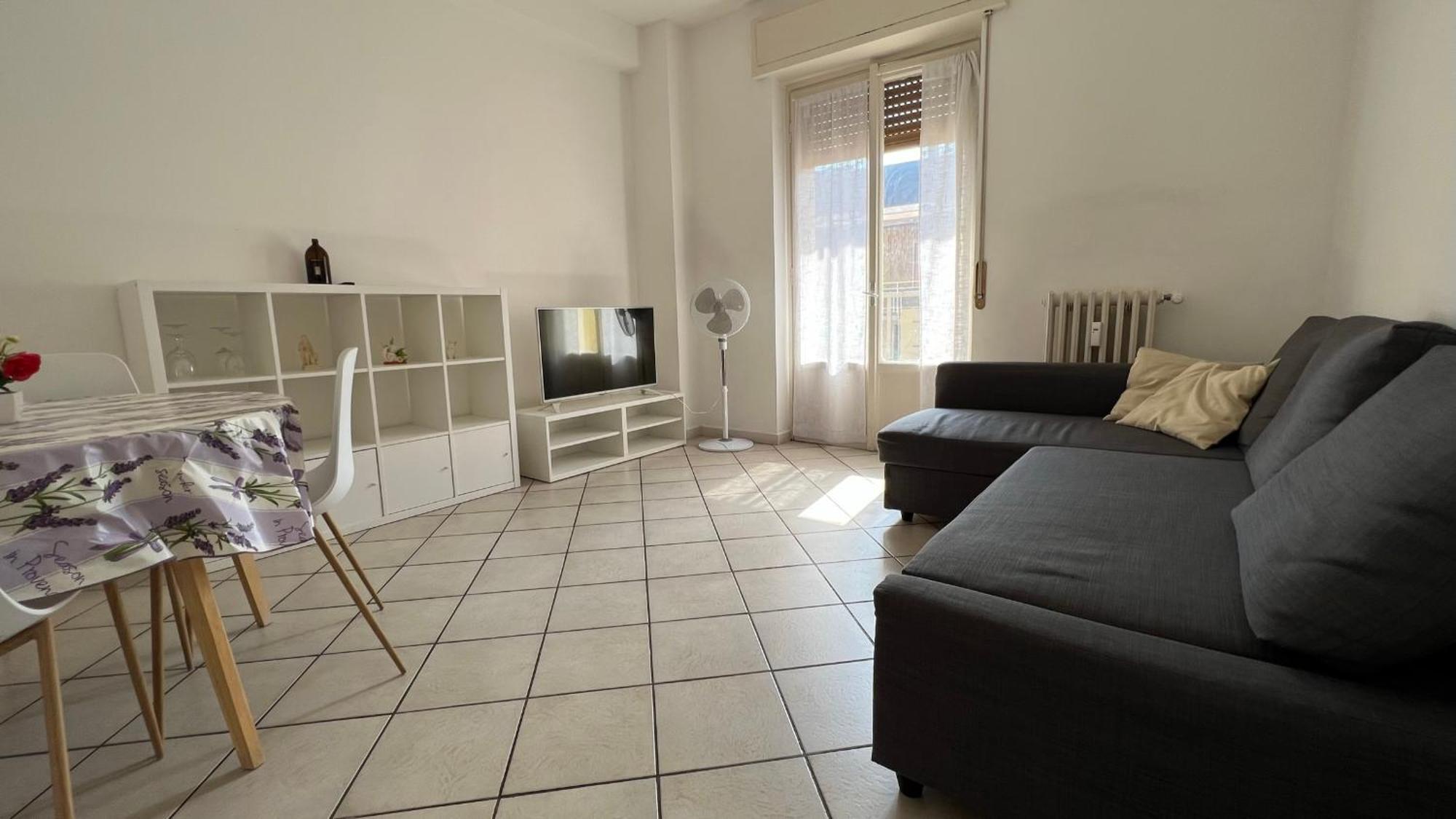 [DUOMO A 20 MINUTI] Netflix, Wi-Fi da Jul's Home Rozzano Exterior foto