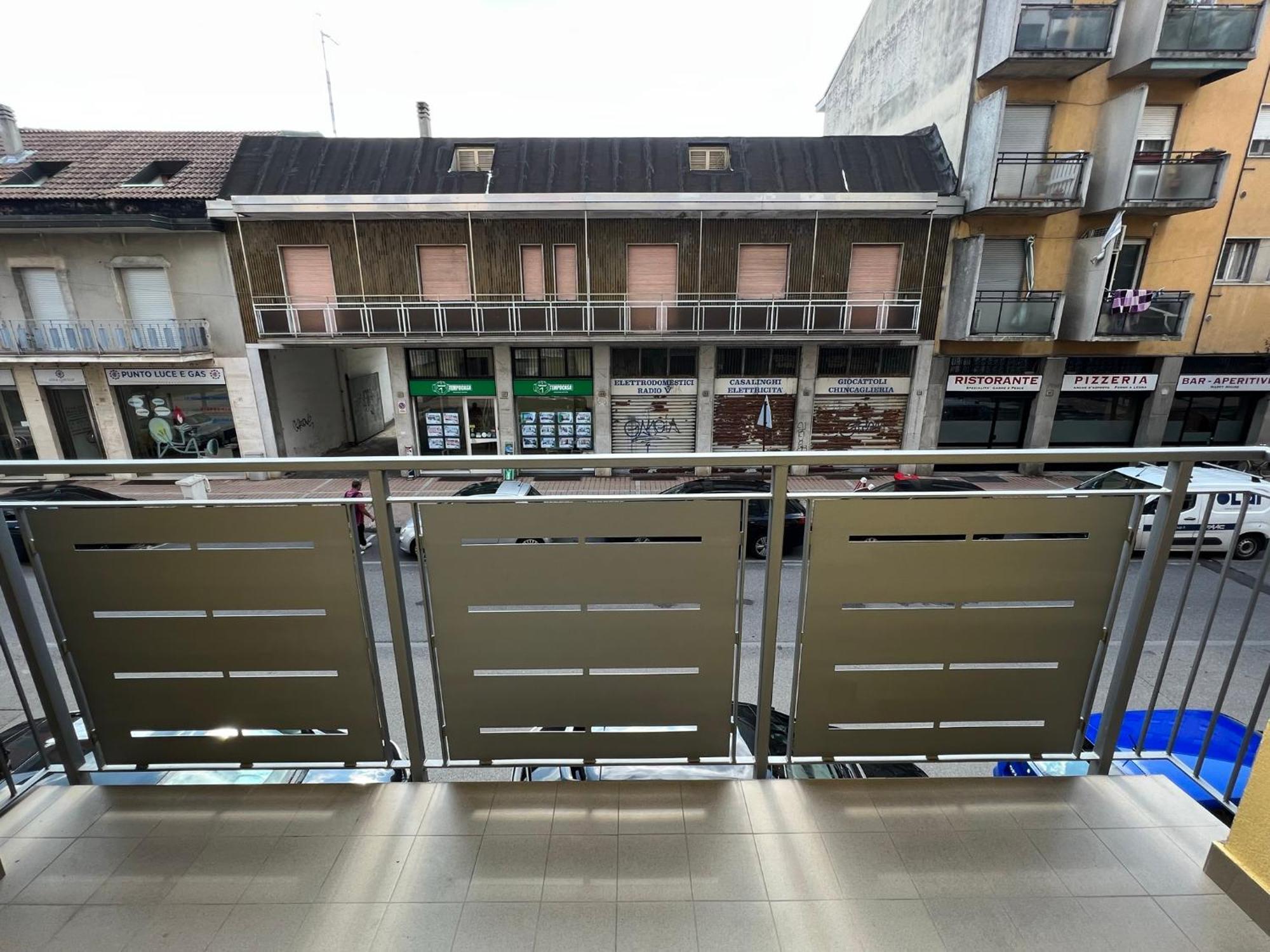 [DUOMO A 20 MINUTI] Netflix, Wi-Fi da Jul's Home Rozzano Exterior foto